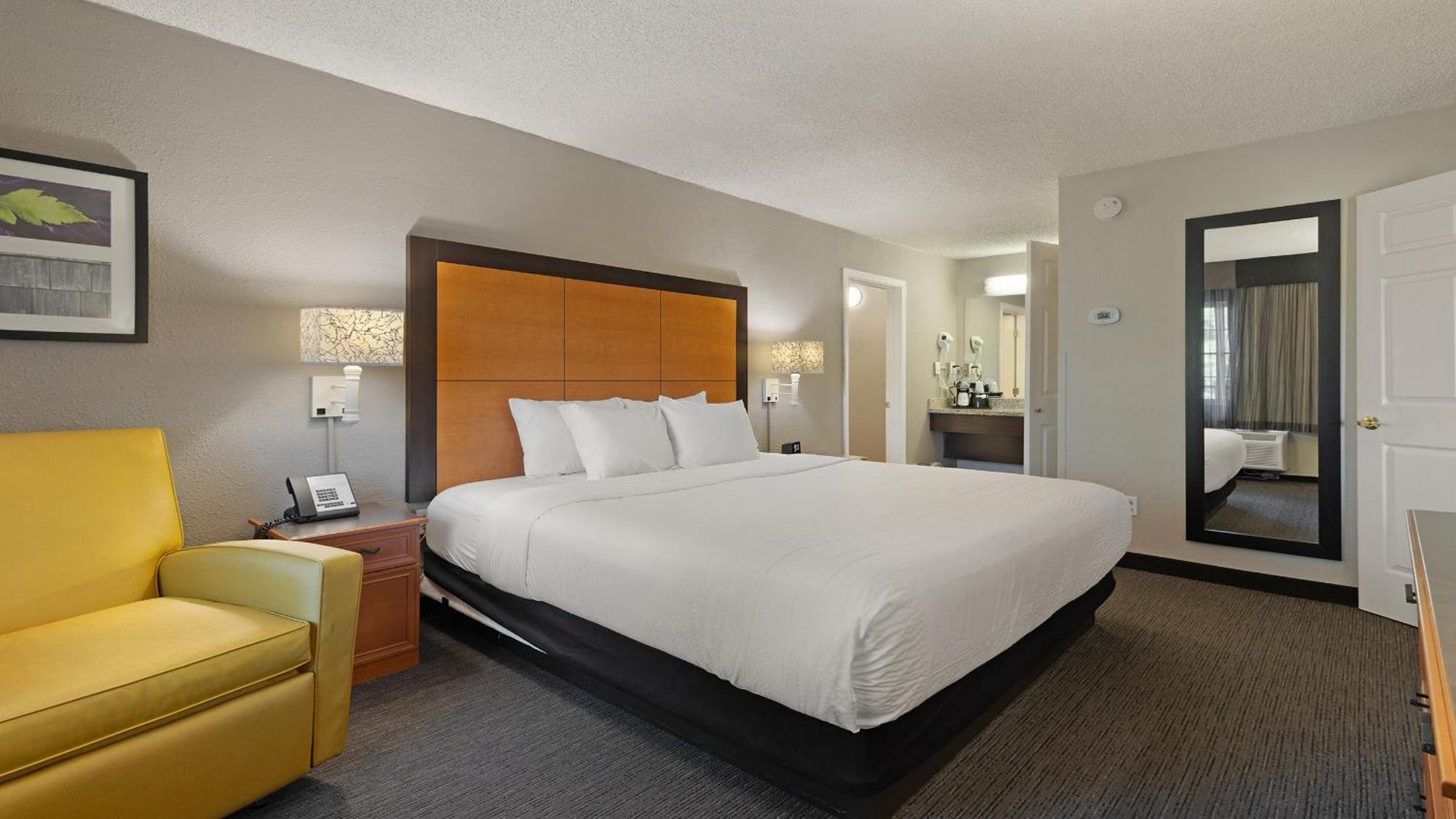 Howard Johnson By Wyndham Sacramento Downtown Exteriör bild
